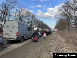 Беженцы из Украины на границе с Польшей. Фото предоставлено Дмитрием Смирновым